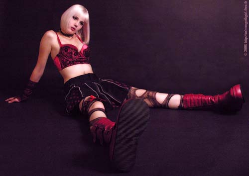 asbomgothgirl.bloody-malice-10